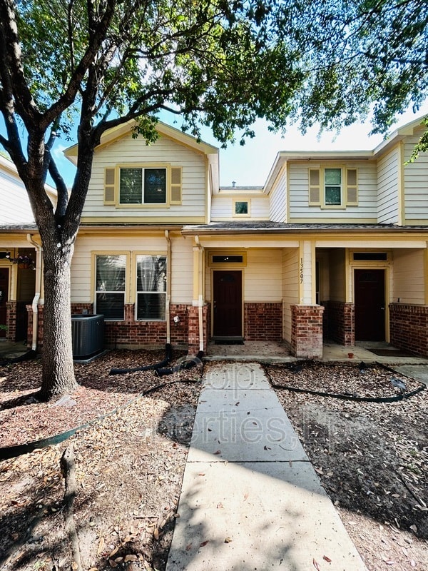 Photo - 13507 Bristow Dawn Townhome
