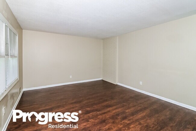 Foto del edificio - 3469 Spring Cir