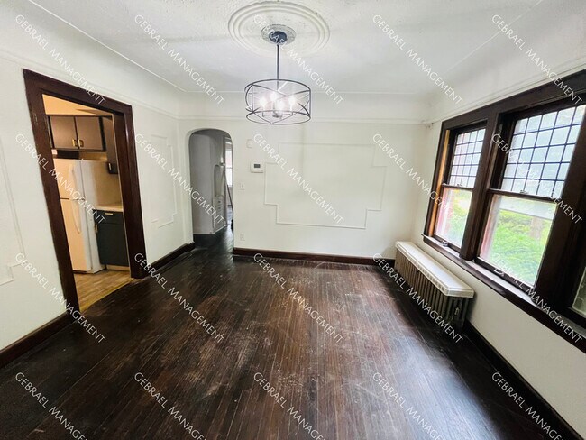Building Photo - 17144 Santa Rosa Dr