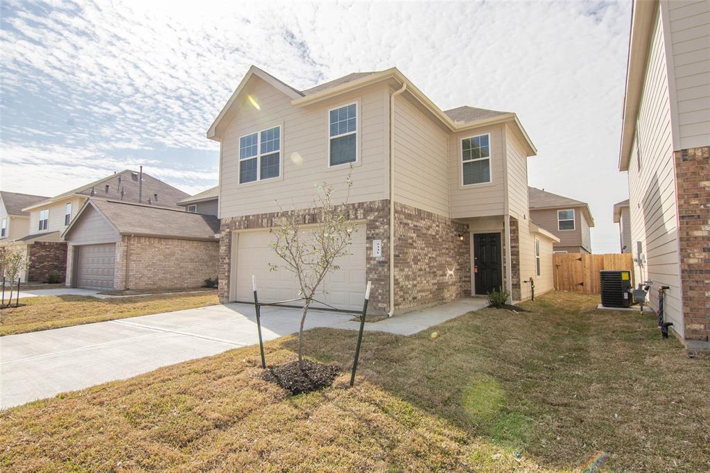 Foto principal - 5331 Gouldburn River Dr