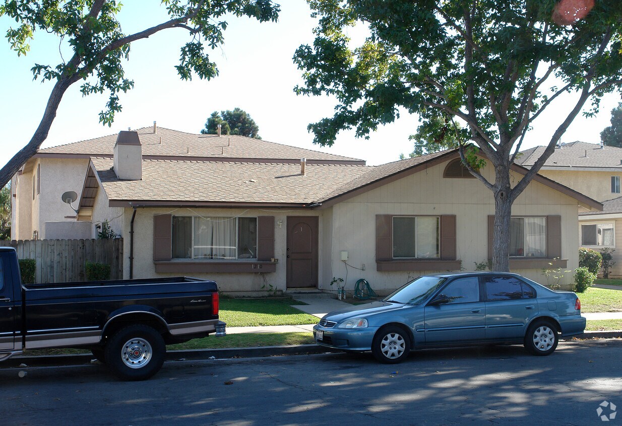 Building Photo - 1210 Hull Pl