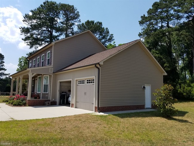Building Photo - 41 Long Ridge Ct