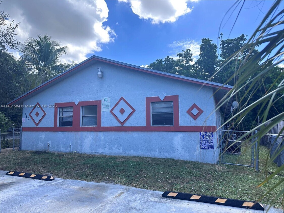 156 NW 12th St Unit 3, Pompano Beach, FL 33060 Apartment for Rent in