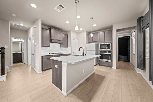 Foto del edificio - 17214 Broadleaf Oak Dr