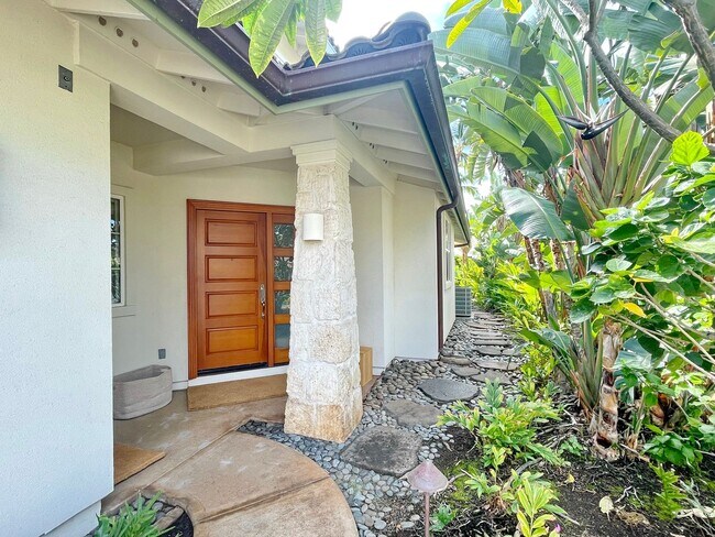 Foto del edificio - Kai Malu at Wailea luxury furnished townhome, 24-panel PV system, 3 bedroom 2.5 bathroom -Availab...