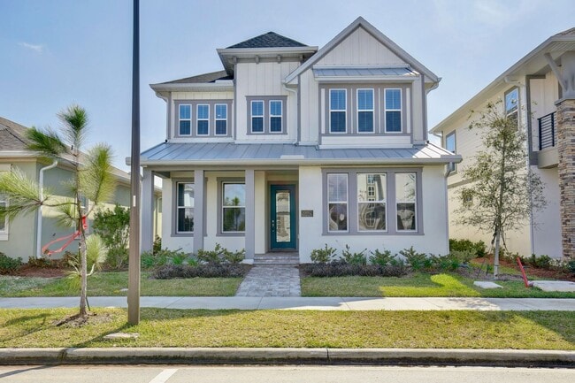 Gorgeous 4/3 Residence with a Private Back Lanai and a 2 Car Garage in the Delightful Laureate Pa... - Gorgeous 4/3 Residence with a Private Back Lanai and a 2 Car Garage in the Delightful Laureate Pa... House