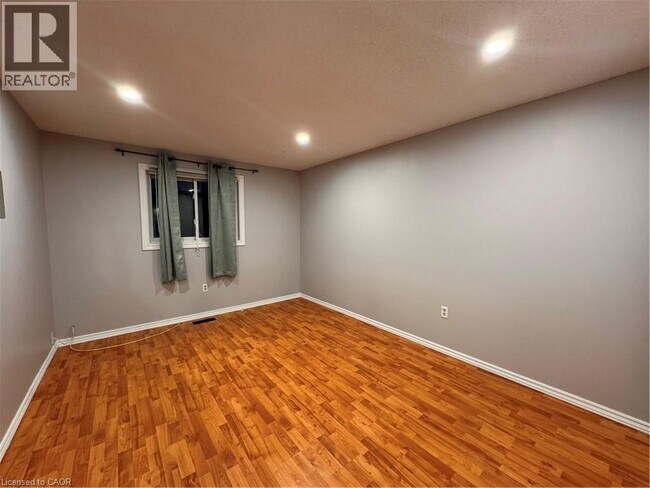 Building Photo - 133 Sekura Crescent