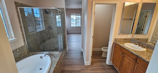 Building Photo - 1876 Tarragon Dr