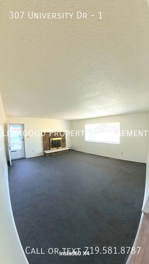 Building Photo - 307 University Dr