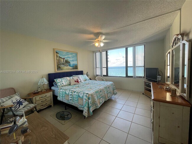 Foto del edificio - 3505 S Ocean Dr