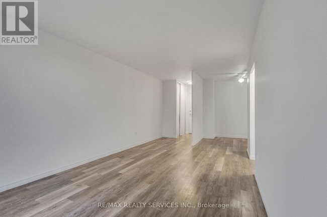 Building Photo - 223 Jackson St W