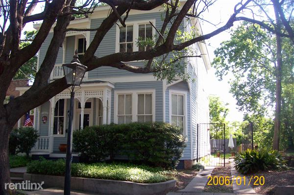 Primary Photo - 310 N Conception St