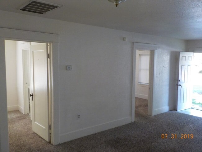 Building Photo - 1220 G St