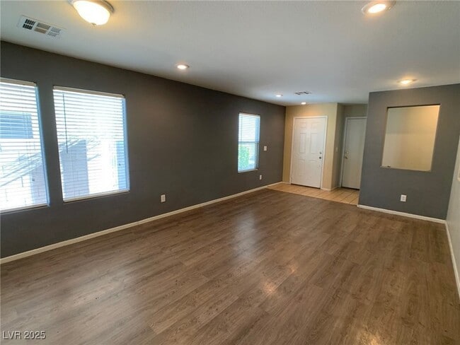 Building Photo - 5662 Thunder Spirit St