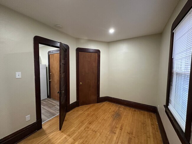 Foto del edificio - 2446-48 N. Holton St.