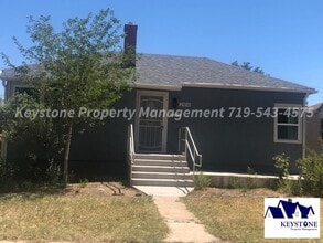 Building Photo - 2414 5th Ave