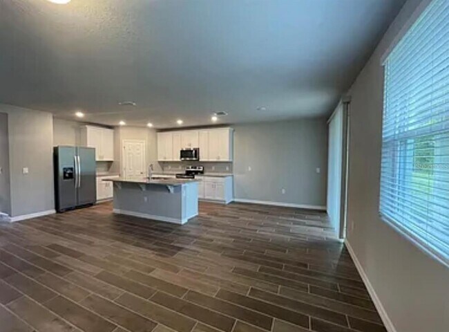 Building Photo - 17245 Cagan Crossings Blvd