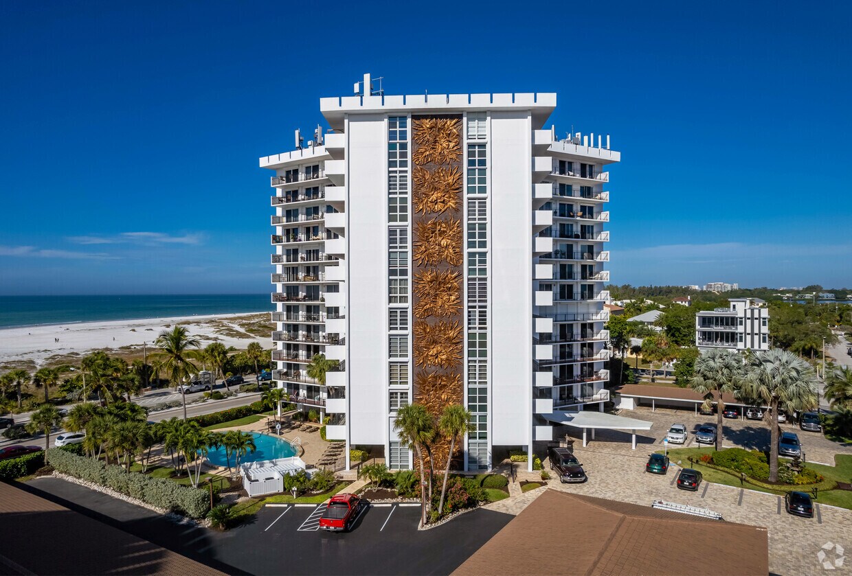 Foto principal - St Armands Towers