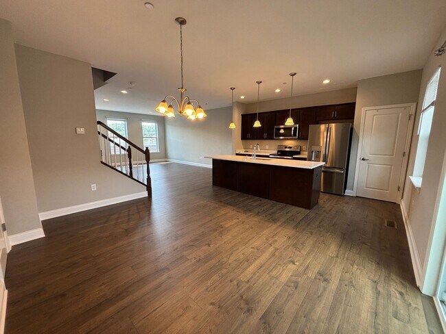 Foto del edificio - Beautiful Townhome in Cannonsburg! - 2 Bed...