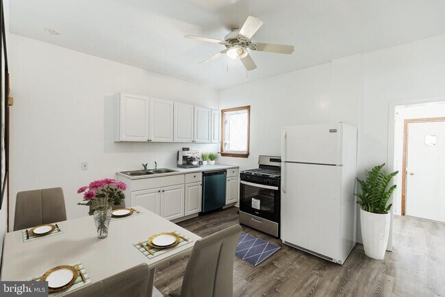 Foto del edificio - 724 Moyer St