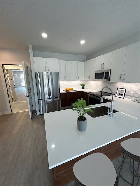 Building Photo - 148 Old Post Rd