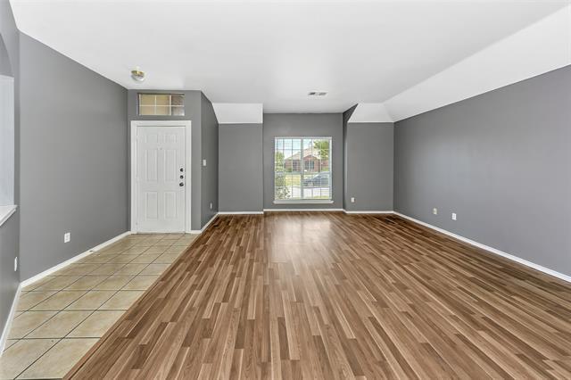 Foto del edificio - 413 Windy Hill Ln