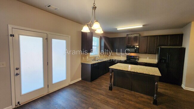 Foto del edificio - 5258 Cactus Cove Ln
