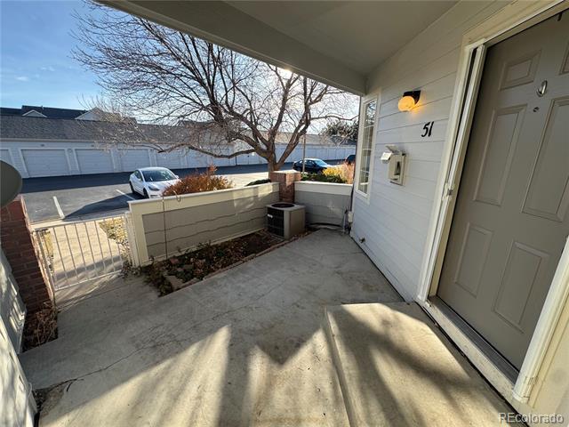 Building Photo - 9576 Deer Horn Ct