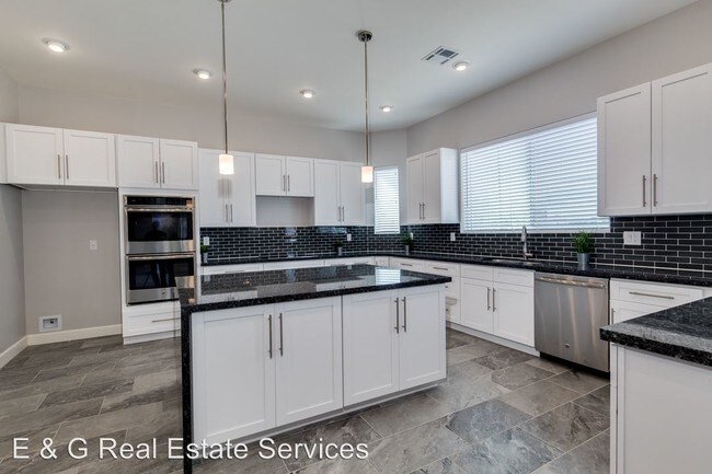 Building Photo - 4 br, 3 bath House - 1775 W Piedmont Rd