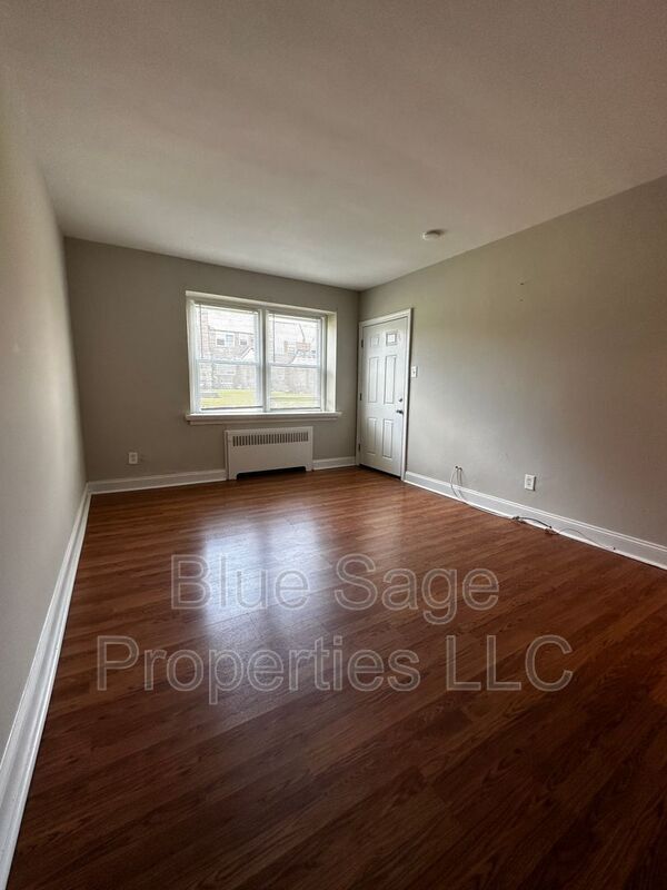 Foto del edificio - 813 Windermere Ave