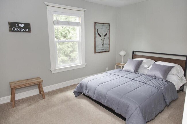 Foto del edificio - 2848 NE Everett St