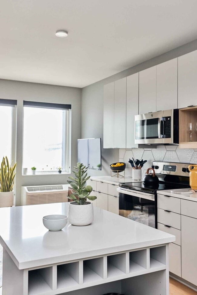 Pivot Apartments in Saint Paul, MN