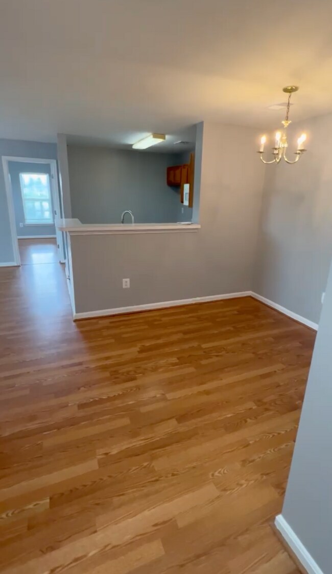 Fotografía del edificio - 13306 Kilmarnock Way