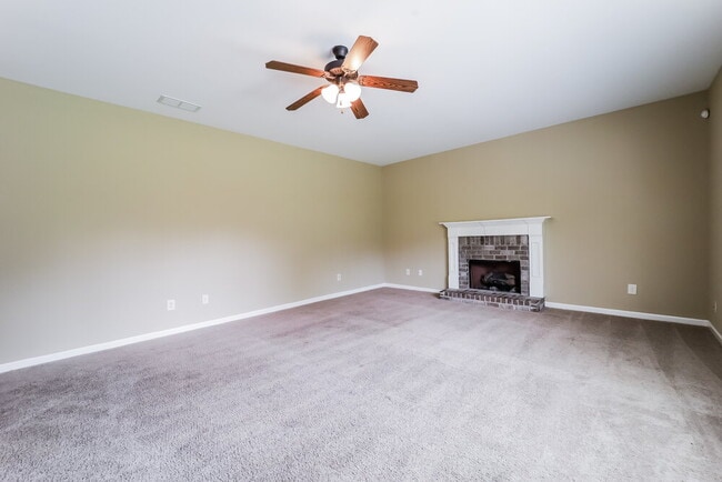 Building Photo - 71 Hamil Ct NW