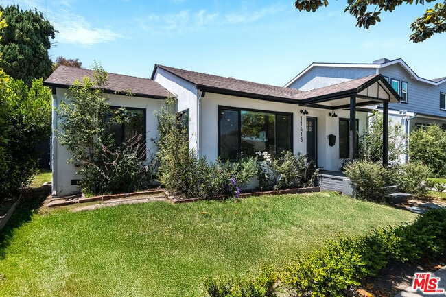 Foto del edificio - 11415 McDonald St