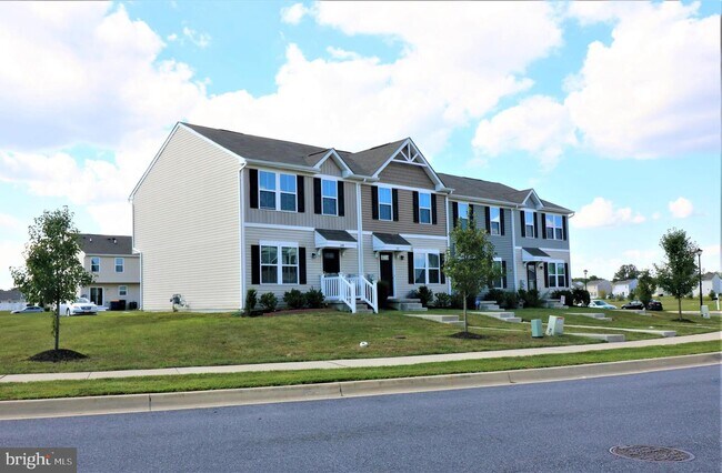 Building Photo - 249 Lady Bug Dr