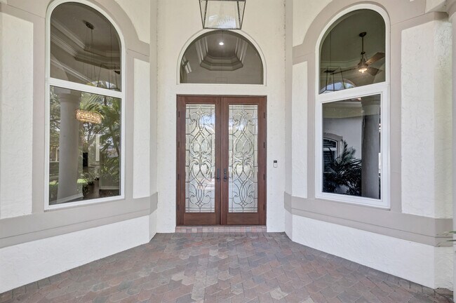 Building Photo - 12020 NW 62nd Ct