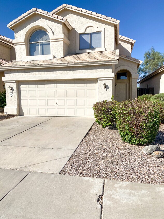 Primary Photo - 8370 W Melinda Ln