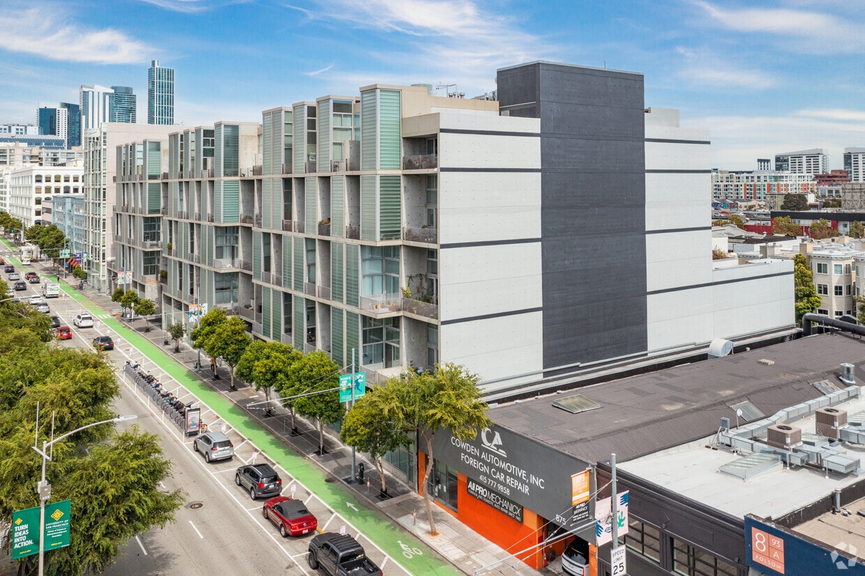 Primary Photo - Yerba Buena Lofts