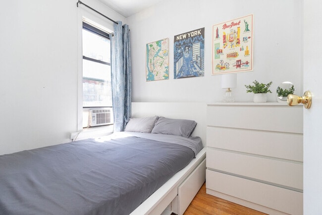 Foto del edificio - 329 E 94th St