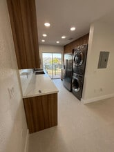 Building Photo - 3526 W 76th St