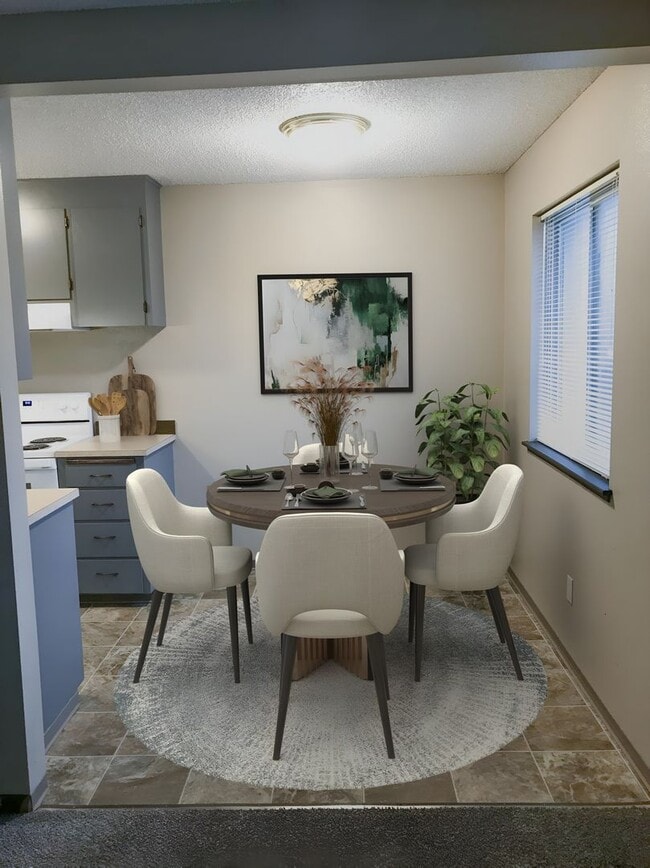 Building Photo - Selah Called- It Wants You to Live Here! *$500 OFF!!*