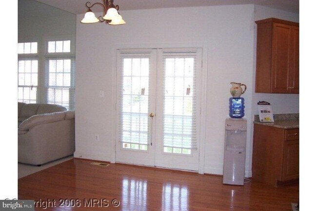 Foto del edificio - 15520 Tuxedo Ln