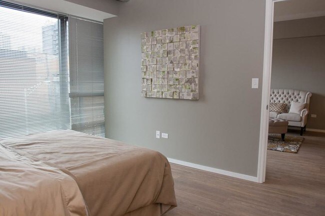 Foto del edificio - 228 W Scott St