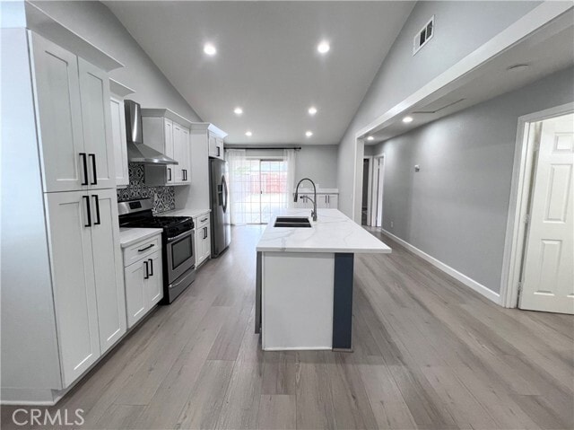 Building Photo - 12257 Hythe St