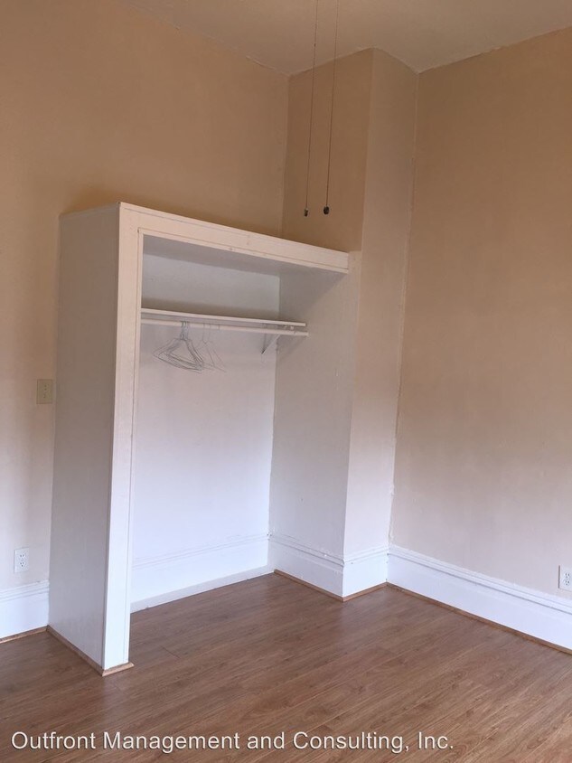 Foto del edificio - 1703 Everett St