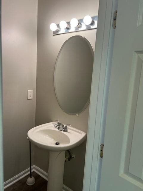 Building Photo - 1589 Cove Creek Cir