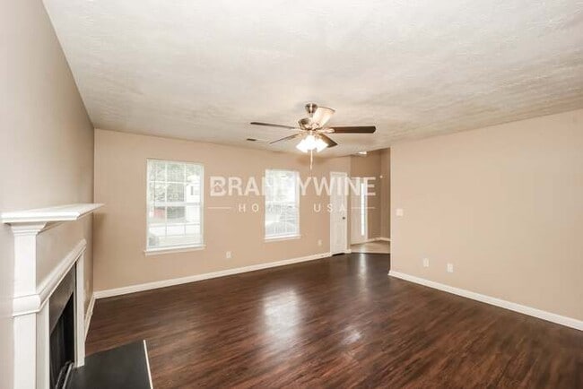 Foto del edificio - 1041 Quail Hunt Dr