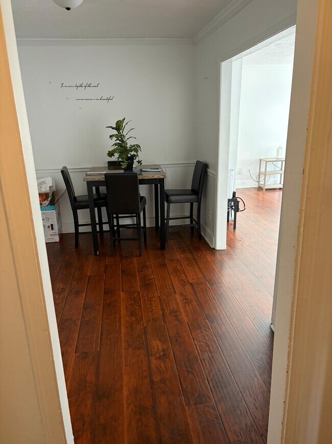 Foto del edificio - 173 Chappell Rd NW