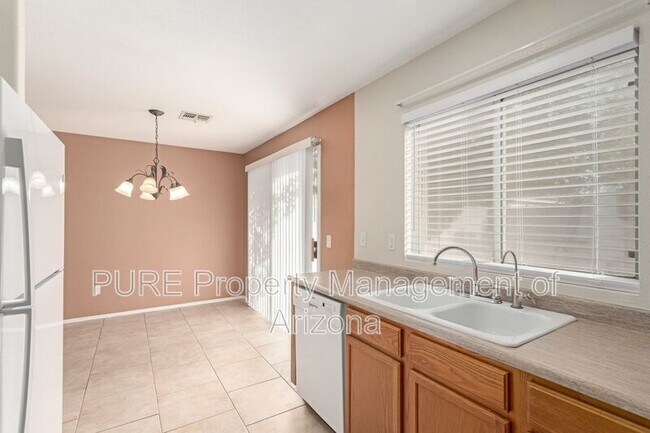 Foto del edificio - 8203 E Osage Ave